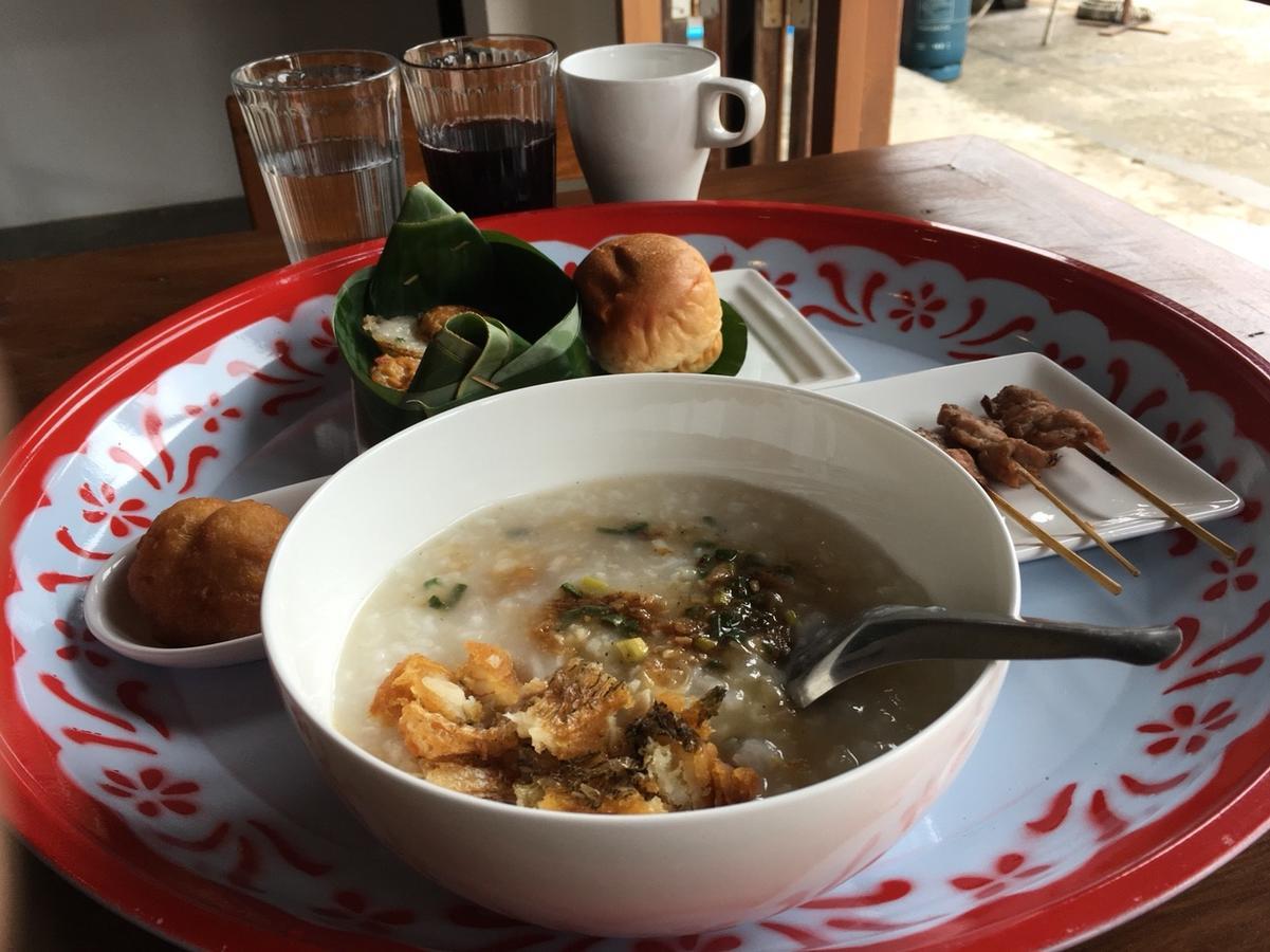 Comeneetee Uthai Ban Khok Mo Екстериор снимка